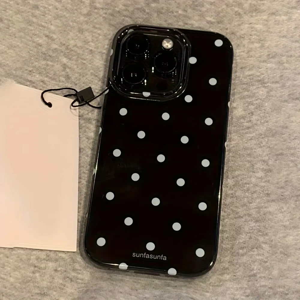 Minimalist Black and White Pol - Phone Cases Y2K incelemesi ve fiyatı
